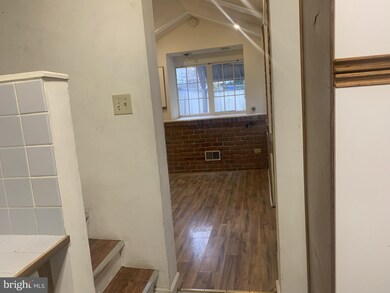 509 Laurel St, Lancaster, PA 17603 - photo 7