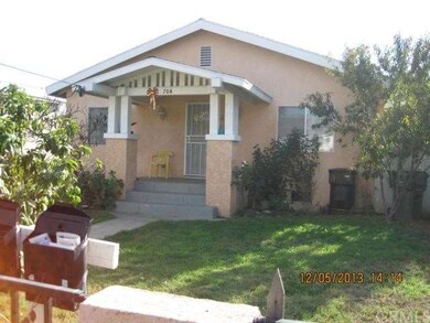 704 E Hardy St, Inglewood, CA 90301 - photo 2