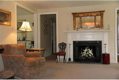 8 Jericho Rd, Weston, MA 02493 - photo 3