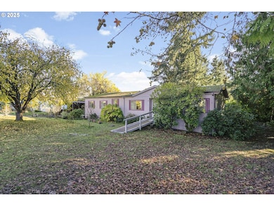 9160 SW Par Three Dr, Cornelius, OR 97113 - photo 2