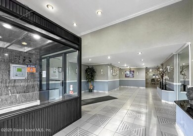 Woodview Condominium unit 5B, Staten Island, NY 10305 - photo 3