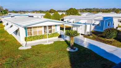 5535 Benton St, Zephyrhills, FL 33542 - photo 4