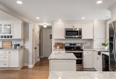 17 Sycamore Ln, Hingham, MA 02043 - photo 5