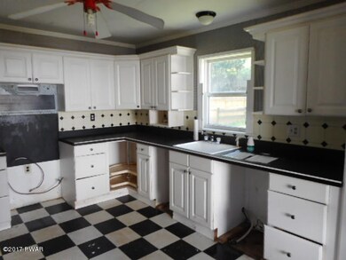 824 Church St, Hawley, PA 18428 - photo 7