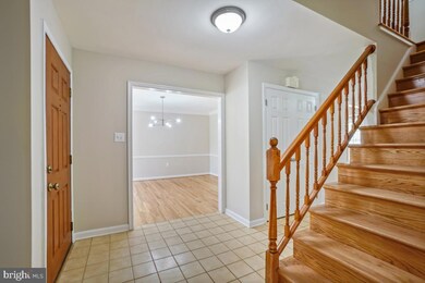 11511 Karen Dr, Potomac, MD 20854 - photo 3