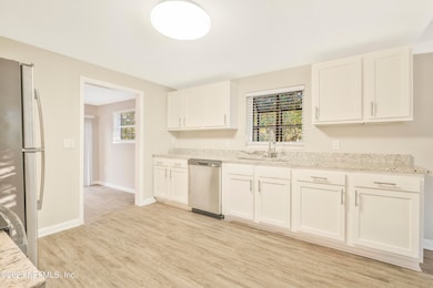 1983 Burkholder Cir E, Jacksonville, FL 32216 - photo 6