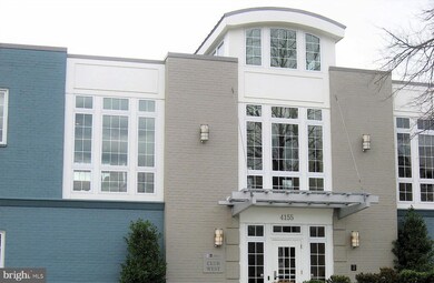 4151 S Four Mile Run Dr unit 204, Arlington, VA 22204 - photo 2