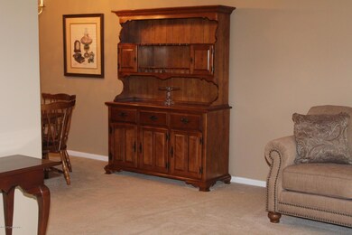 8505 Roseborough Rd, Louisville, KY 40228 - photo 4