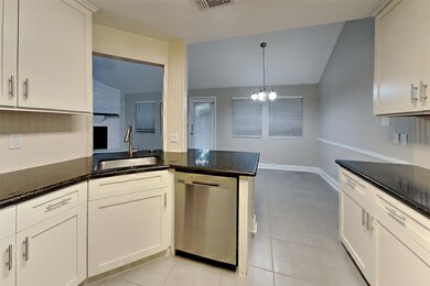 8543 Sunny Ridge Dr, Houston, TX 77095 - photo 5