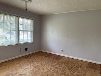 314 Magnolia Dr, Adel, GA 31620 - photo 5