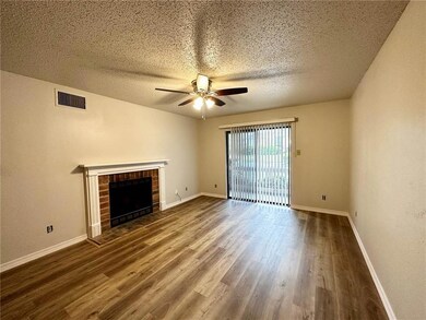 1250 Henckley Ave unit 104, Mobile, AL 36609 - photo 3