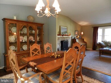 395 Hilltop Rd, Paoli, PA 19301 - photo 7