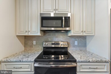 5831 Rexford Dr unit 714, Springfield, VA 22152 - photo 6