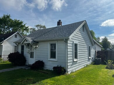 61 N Gladstone Ave, Columbus, IN 47201 - photo 3