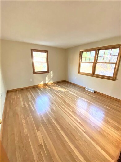 13 Hideaway Rd, Nashua, NH 03064 - photo 6