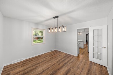 1145 20th St, West Des Moines, IA 50265-