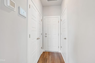 2902 Kempthorne Rd, Cary, NC 27519 - photo 3