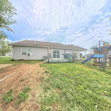 Fenced Yard