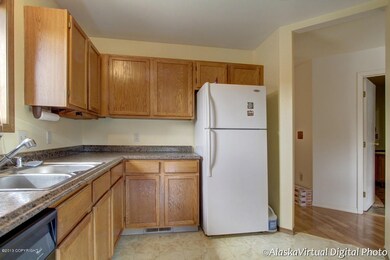 Kitchen, Timeless Oak