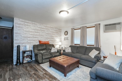 182 Birch Ct, Manteno, IL 60950 - photo 6