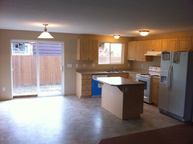 kitchen/dining