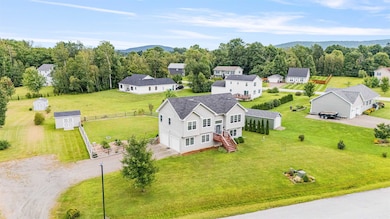 10 Gamache Ln, Saint Albans City, VT 05478 - photo 2