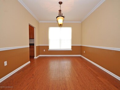 004_Dining Room
