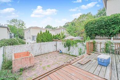 12 Benton Ct, Staten Island, NY 10306 - photo 5