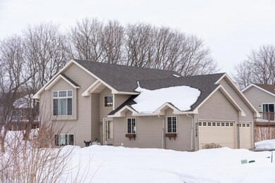 1028 Brook Ct, Sauk Rapids, MN 56379 - photo 2