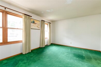 2024 47th St, Des Moines, IA 50310 - photo 4