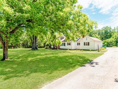 13650 Barberry Ave, Midland, NC 28107 - photo 2