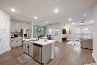 5609 Jewel Curve, San Antonio, TX 78266 - photo 5