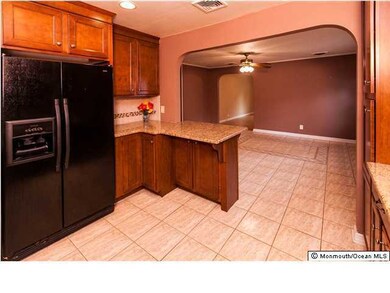 571 Lloyd Rd, Matawan, NJ 07747 - photo 3