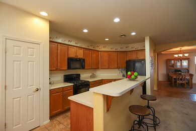 407 S Blue River Loop-Kitchen
