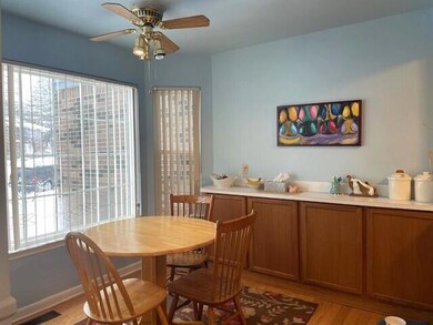 Eating Area 2