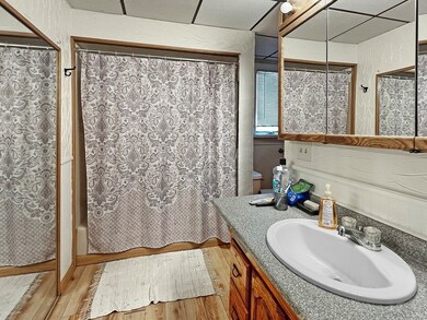 146 Camden St, Methuen, MA 01844 - photo 4