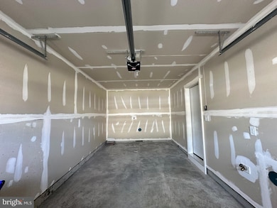 10992 Barnard Place, Waldorf, MD 20695 - photo 2