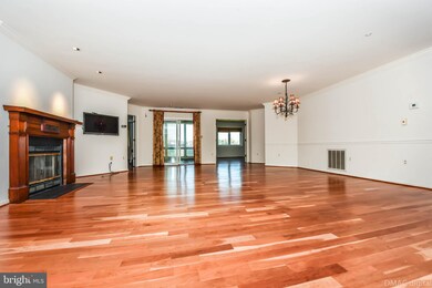 104 Mercer Ct unit 14-2A, Frederick, MD 21701 - photo 3