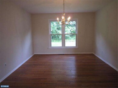 287 Kilburn Rd, Langhorne, PA 19047 - photo 3