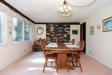 37 Tuttle St, Saugus, MA 01906 - photo 5