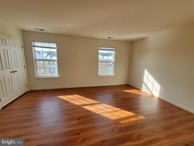 2523 James Maury Dr, Herndon, VA 20171 - photo 4