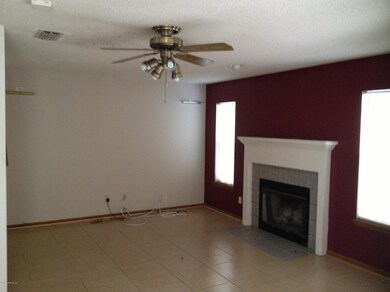 2480 Townsquare Dr, Jacksonville, FL 32216 - photo 3