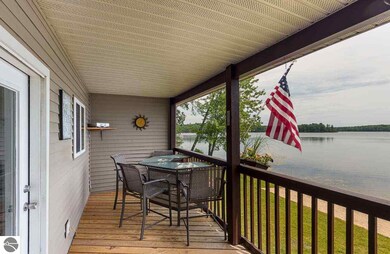 Great place to enjoy the sunrise or sunset