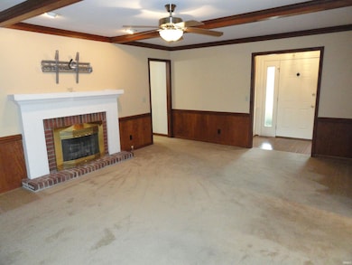 8600 Frontier Dr, Newburgh, IN 47630 - photo 4