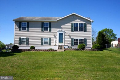 18 Saturn Ct, Martinsburg, WV 25404 - photo 2