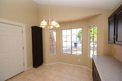 Kitchen-bay window