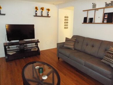 627 Simbury St unit D, Columbus, OH 43228 - photo 7