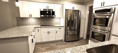 14289 Lost Meadow Ln, Houston, TX 77079 - photo 5