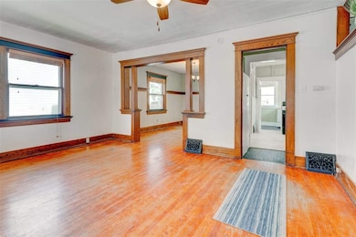 614 18th St SE, Cedar Rapids, IA 52403 - photo 5