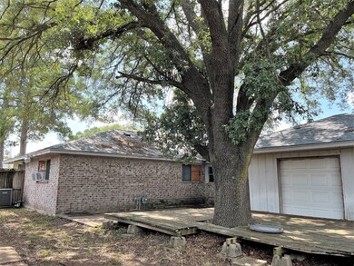 5934 Green Falls Dr, Houston, TX 77088 - photo 7